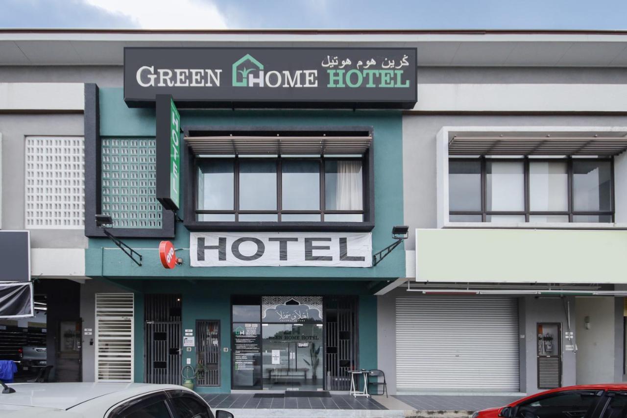OYO 90399 Green Home Hotel syariah Sepang Buitenkant foto